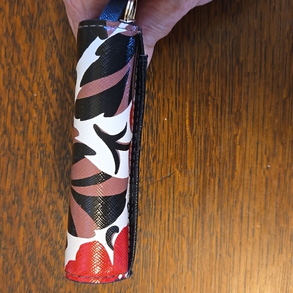 Kate Spade Compact Wallet With Key Ring In Red Poppy Field - Picture 13 of 16